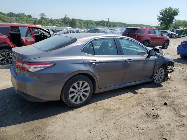 2018 Toyota Camry L VIN: 4T1B11HK1JU634585 Lot: 56035144