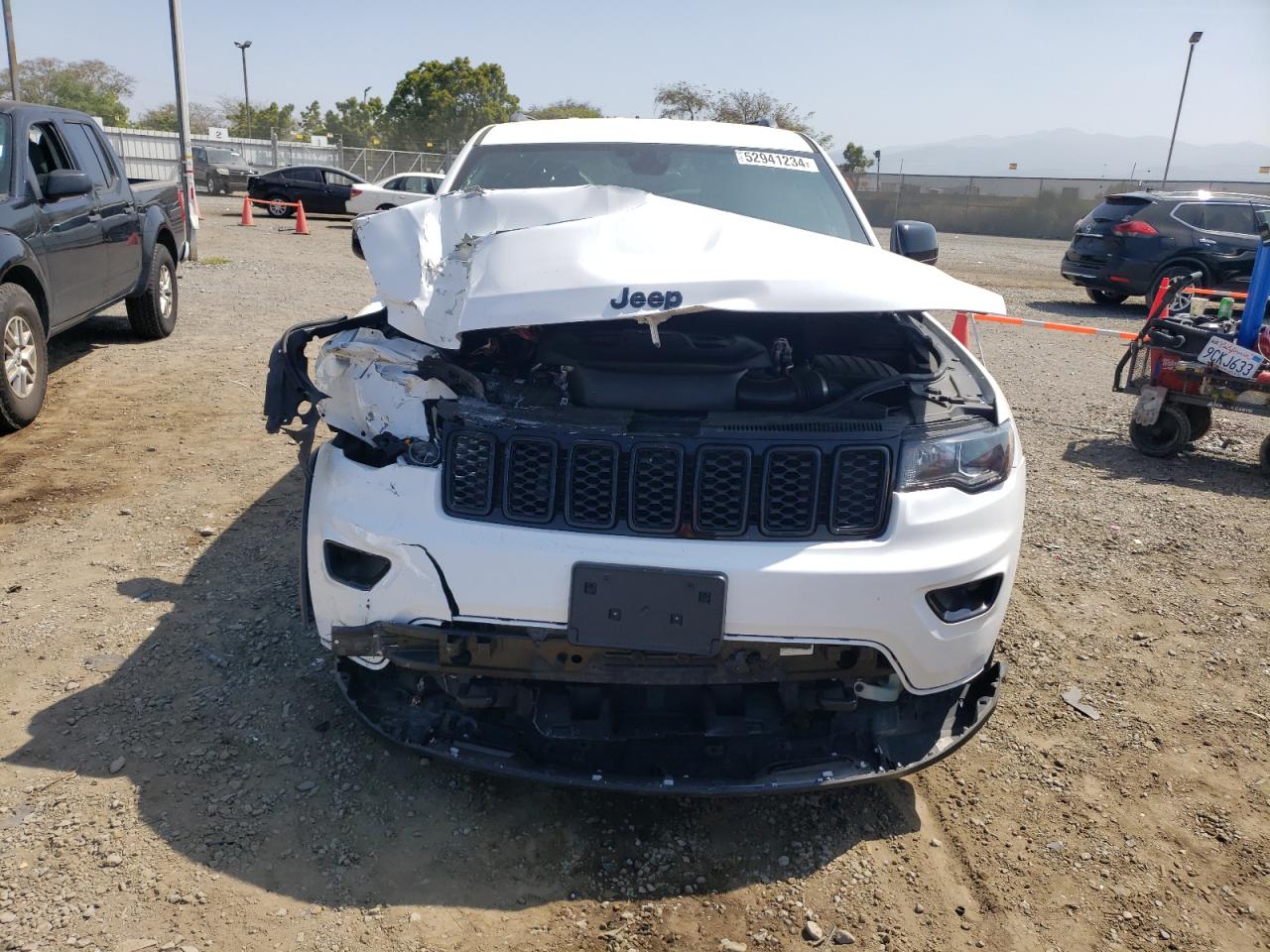 1C4RJEAG4KC543608 2019 Jeep Grand Cherokee Laredo