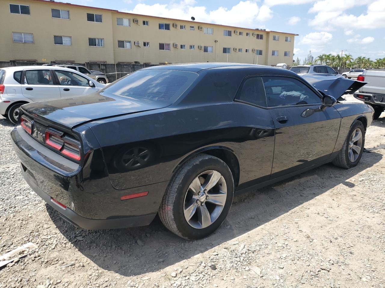 2C3CDZAG9HH587568 2017 Dodge Challenger Sxt