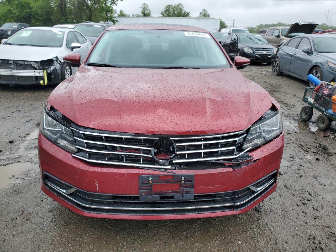 1VWBT7A38HC003978 2017 Volkswagen Passat Se