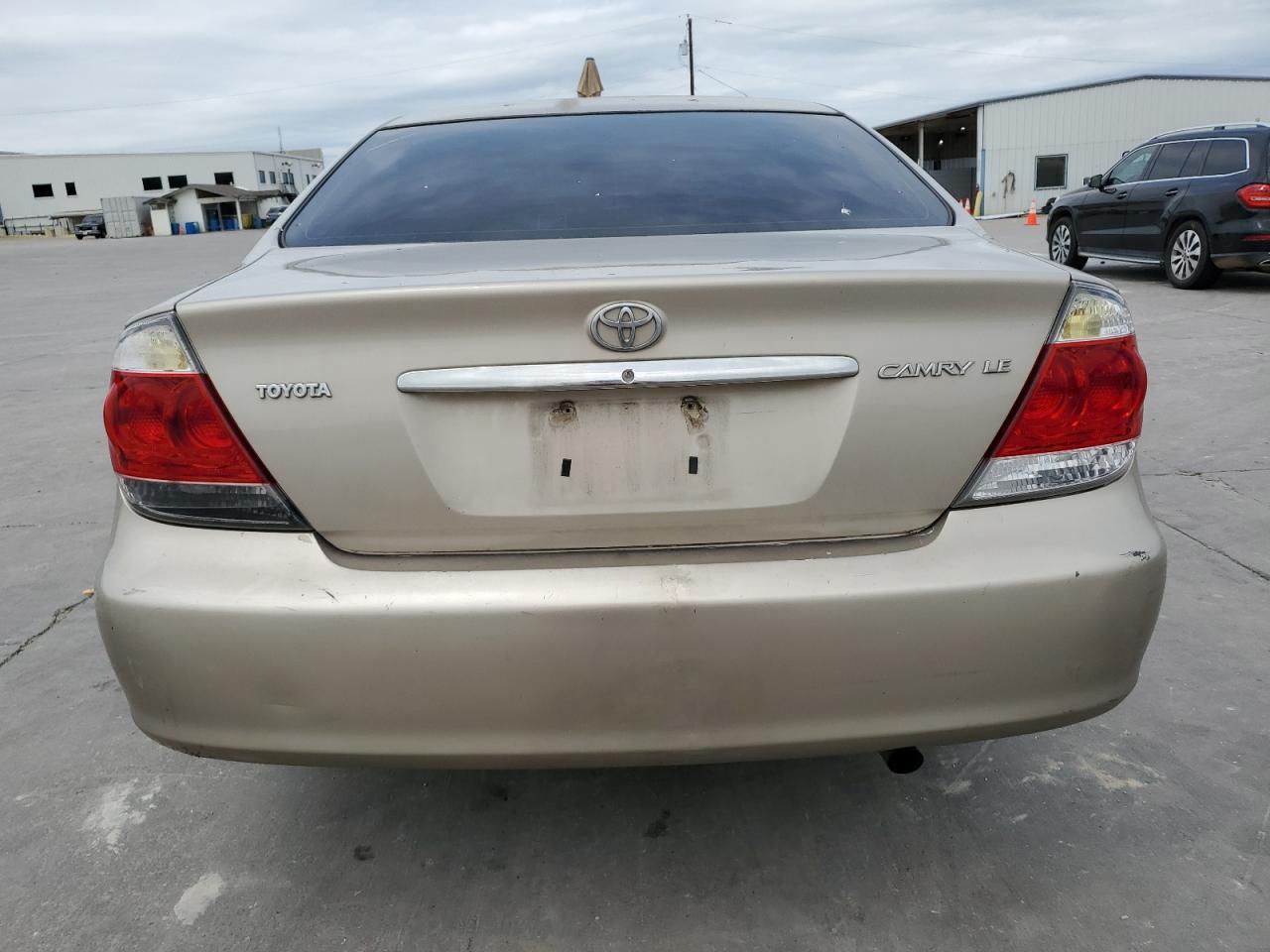 4T1BE32K75U528530 2005 Toyota Camry Le