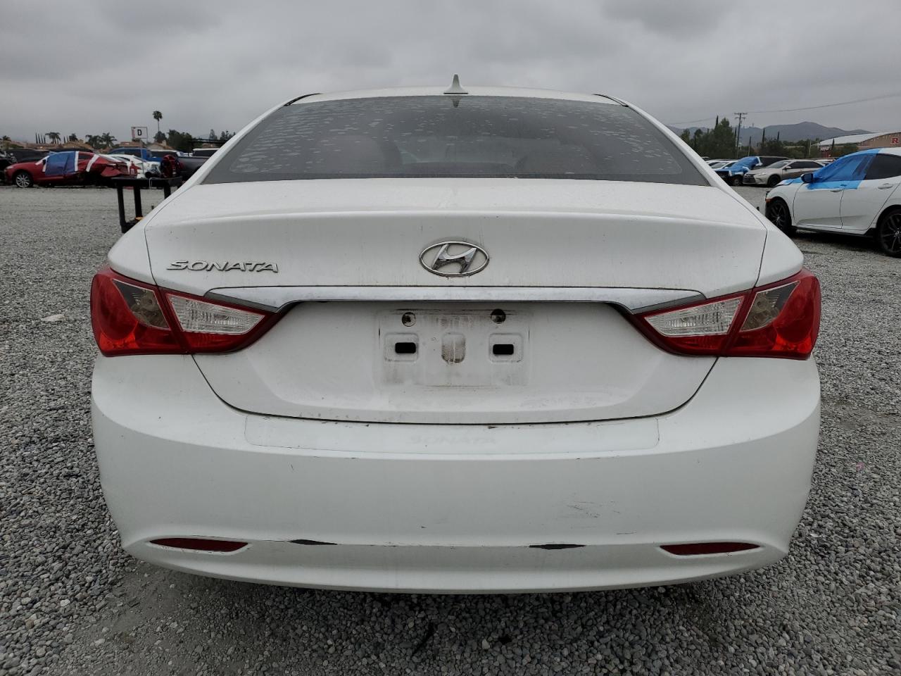 5NPEB4AC2DH743364 2013 Hyundai Sonata Gls