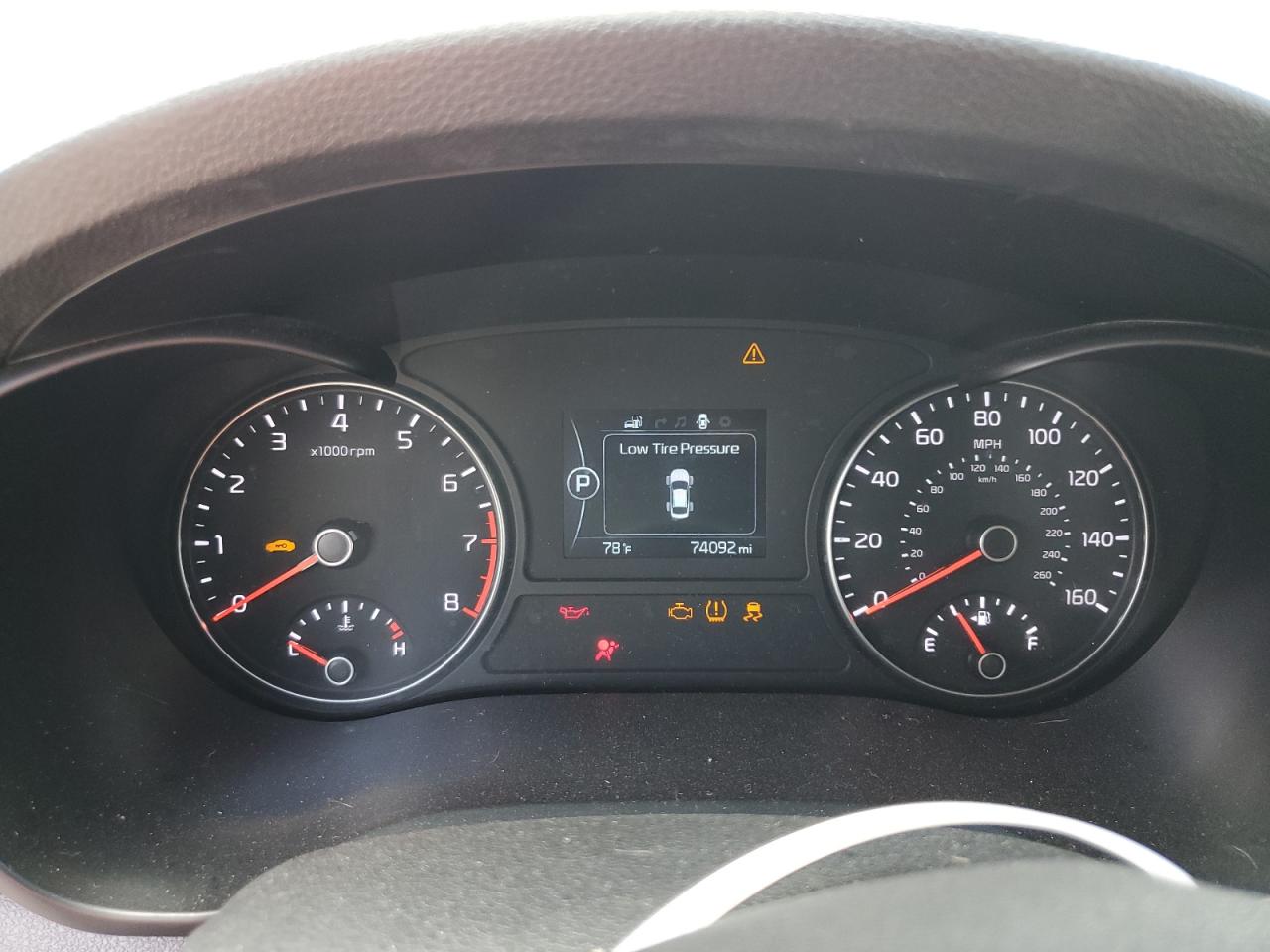 5XXGU4L39GG041994 2016 Kia Optima Ex