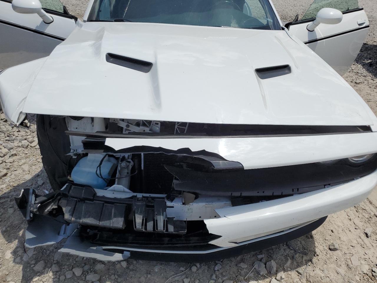 2C3CDZAG5KH701895 2019 Dodge Challenger Sxt