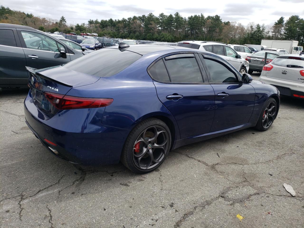 ZARFAEEN0J7572435 2018 Alfa Romeo Giulia Ti Q4