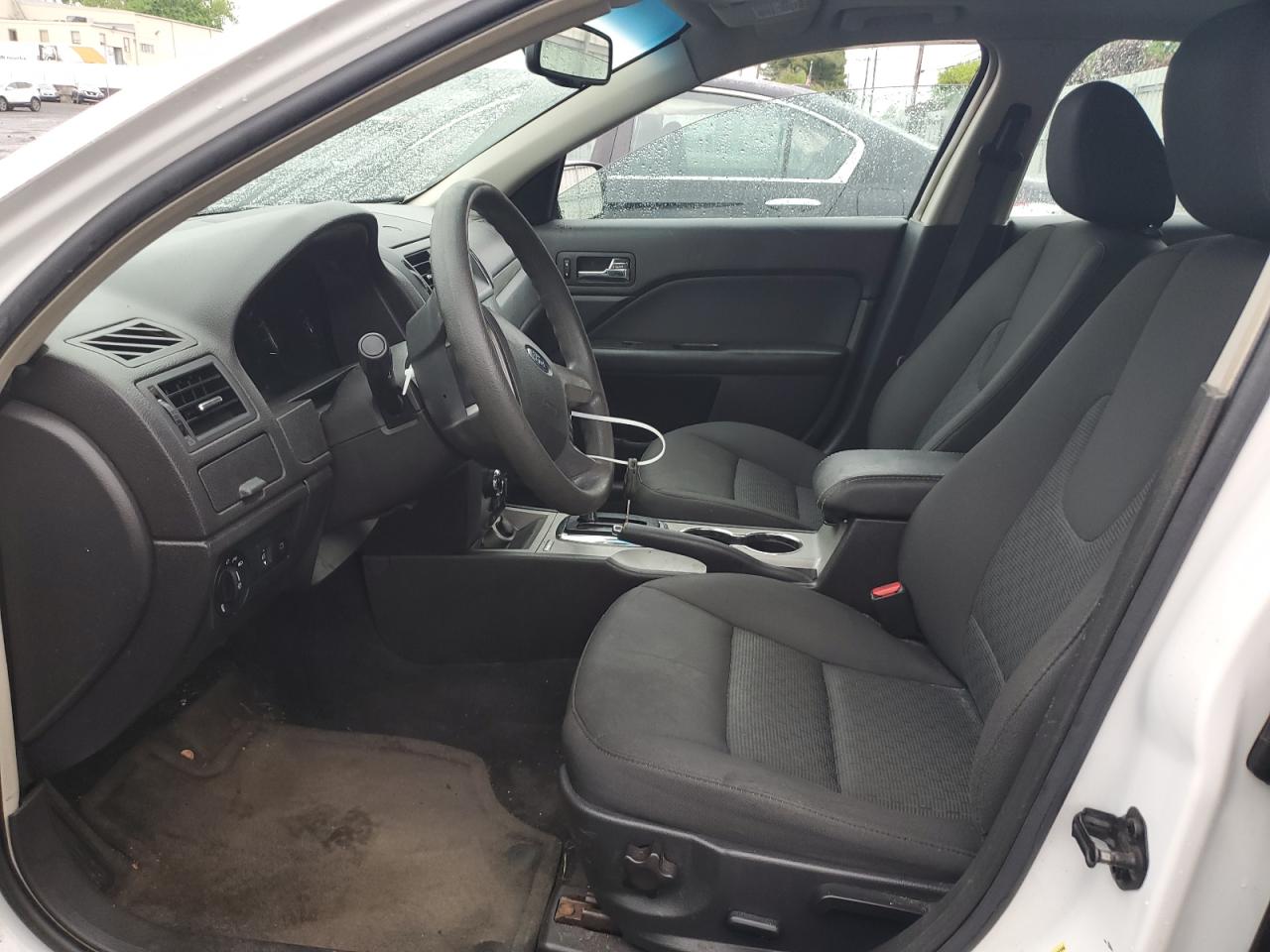 3FAHP0HA7AR380571 2010 Ford Fusion Se