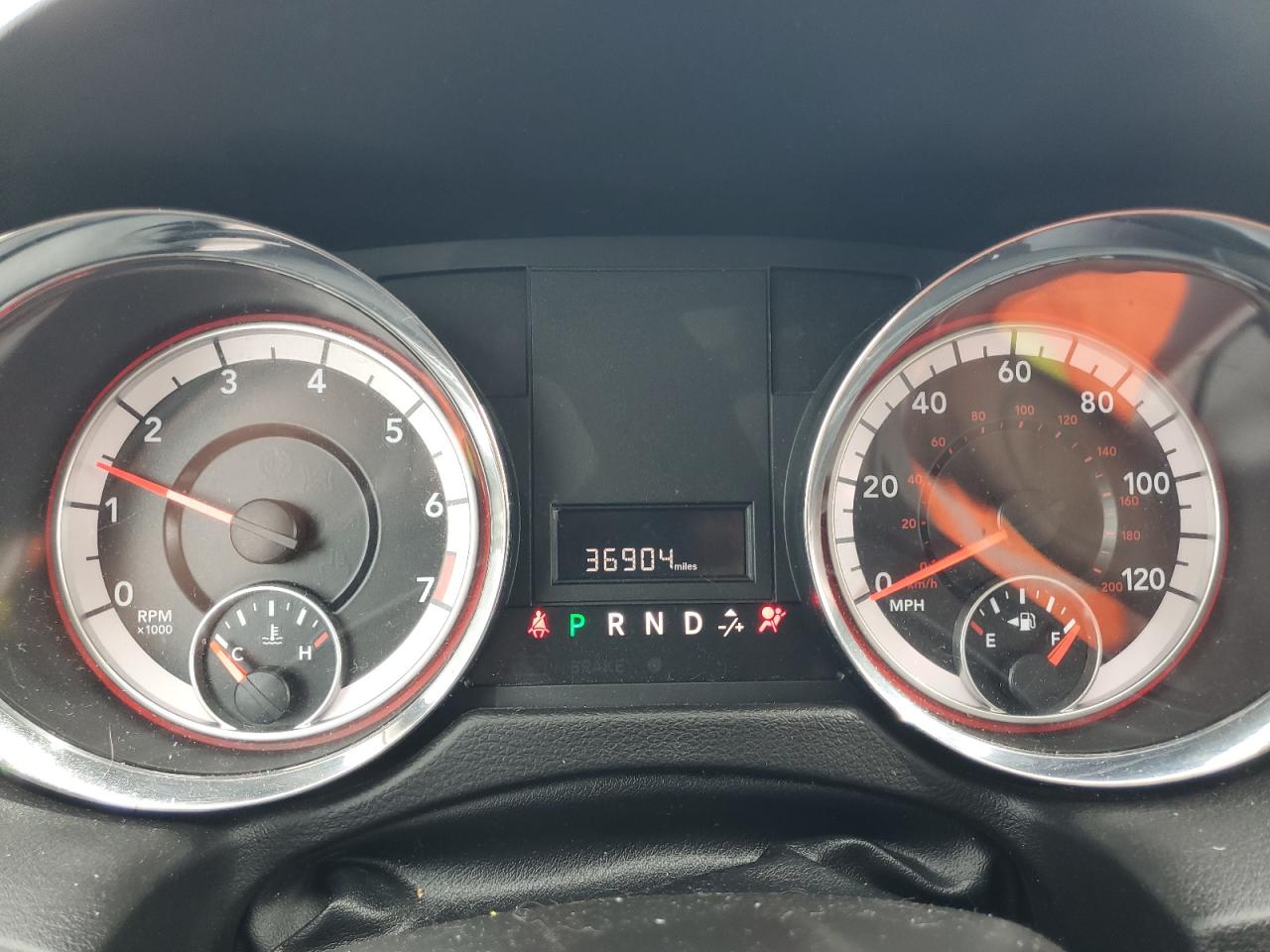 2C7WDGBGXJR363630 2018 Dodge Grand Caravan Se