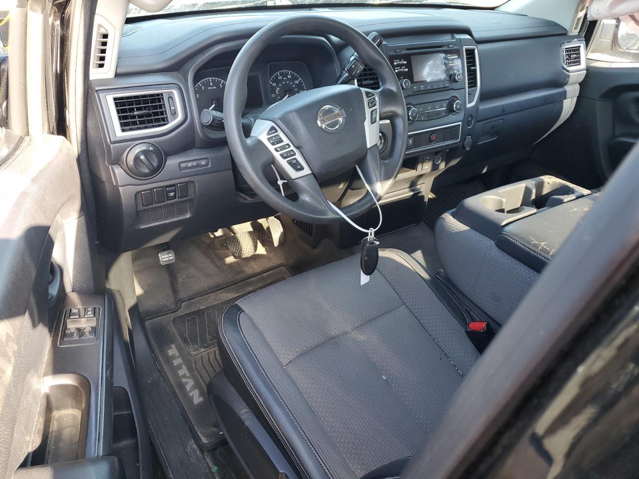 1N6AA1R72HN518422 2017 Nissan Titan S