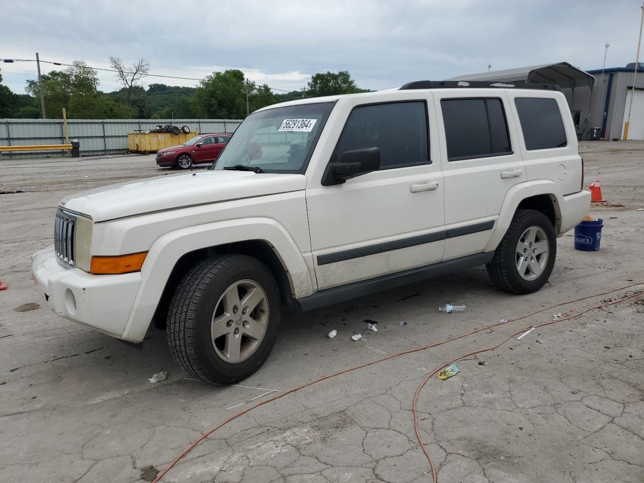 1J8HH48K58C115043 2008 Jeep Commander Sport