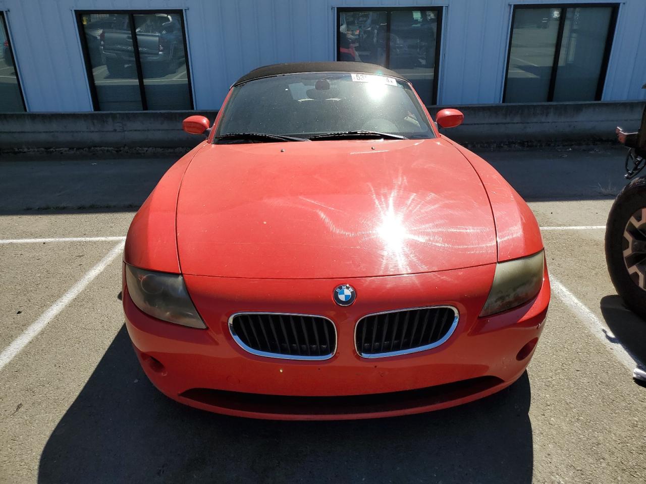 4USBT335X4LR67352 2004 BMW Z4 2.5