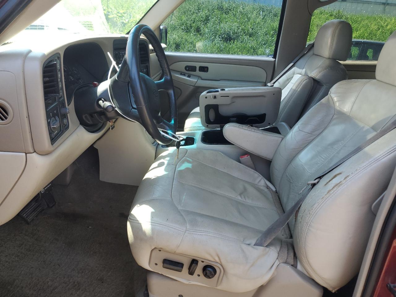 1GNEK13Z12J241800 2002 Chevrolet Tahoe K1500