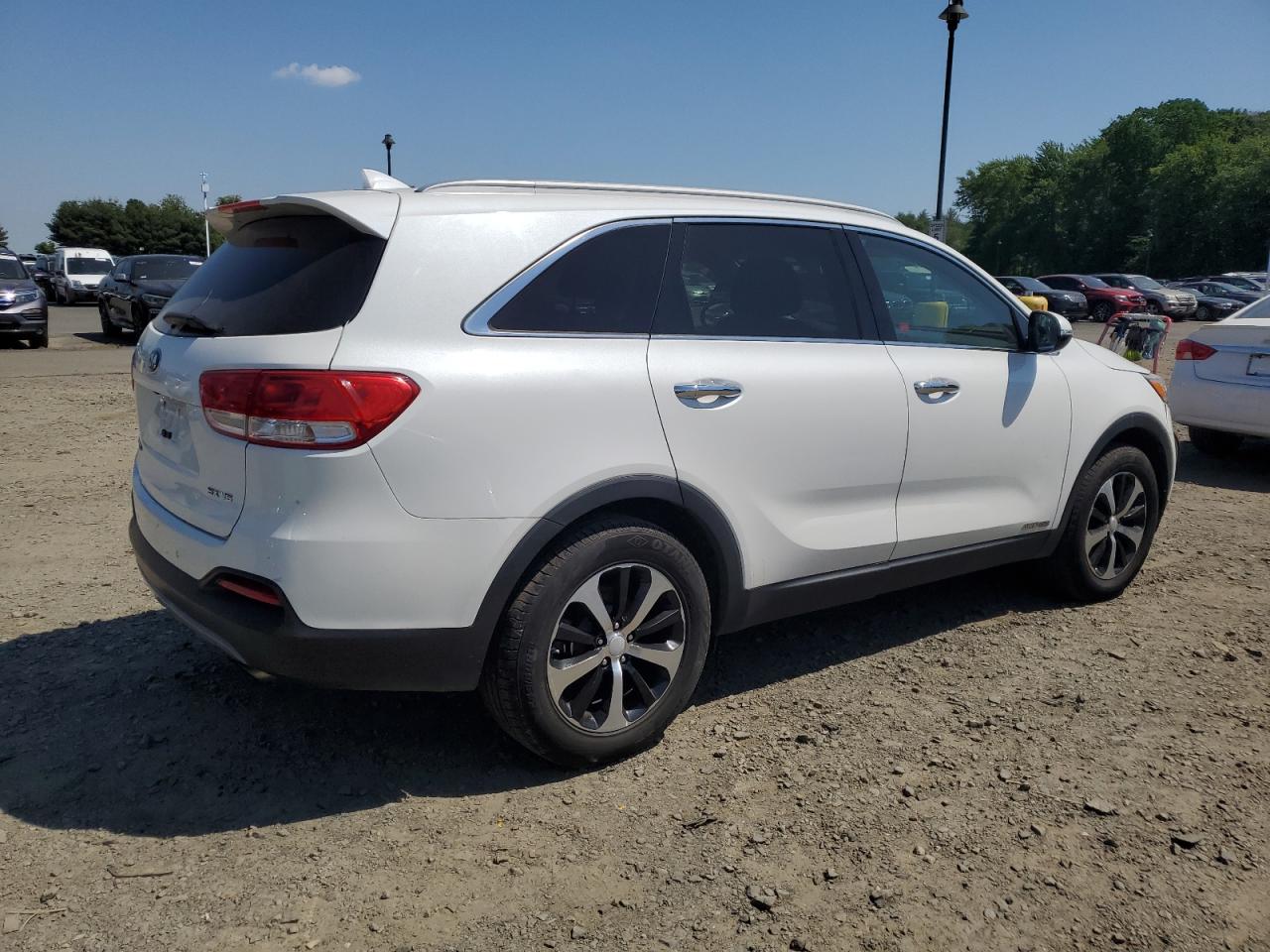 5XYPHDA52GG021932 2016 Kia Sorento Ex