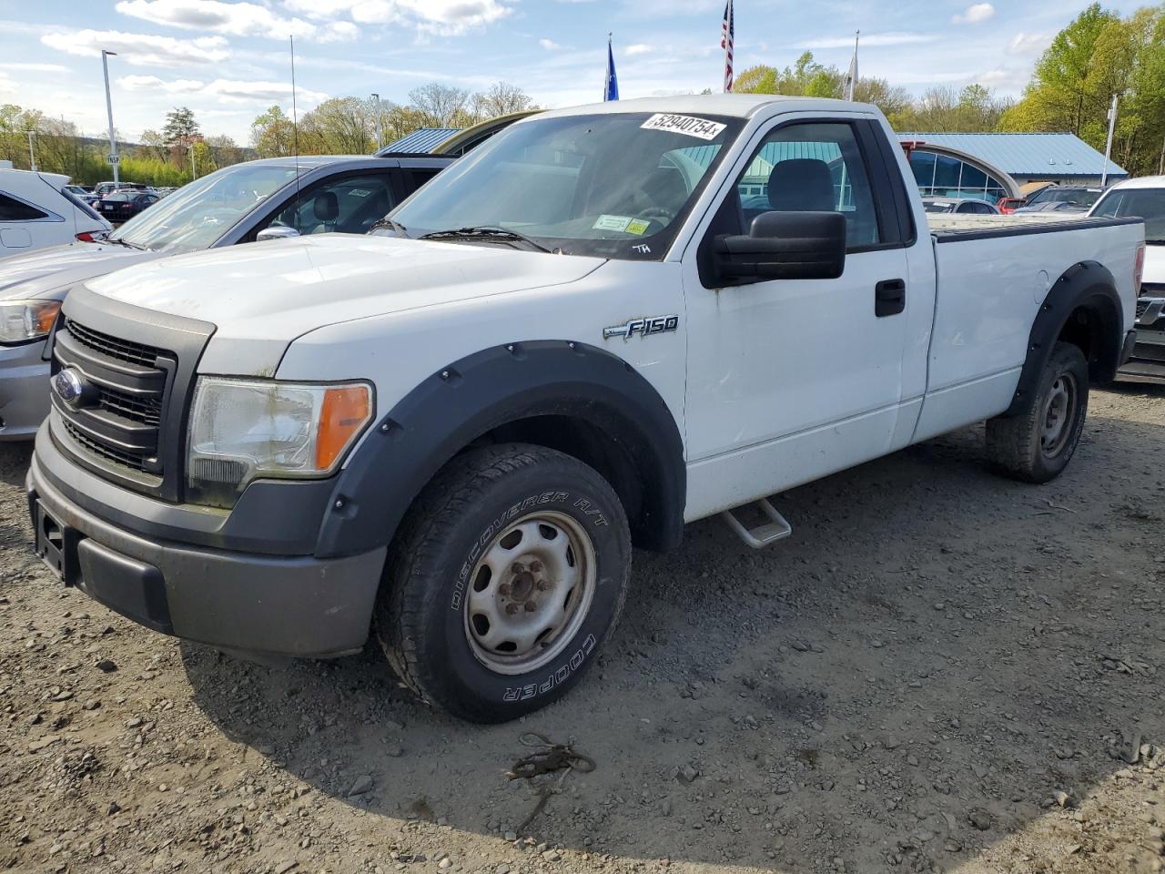 2013 Ford F150 vin: 1FTMF1CM2DKD76651