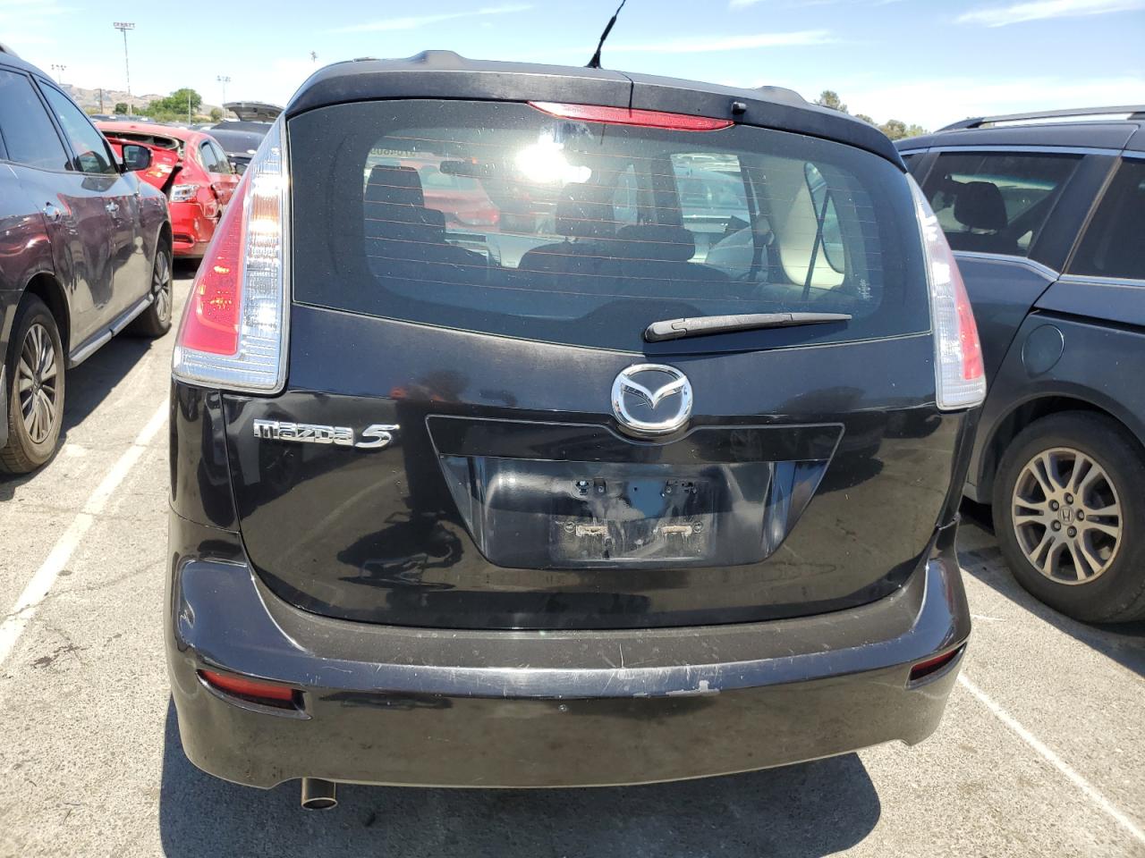 JM1CR29L390344219 2009 Mazda 5