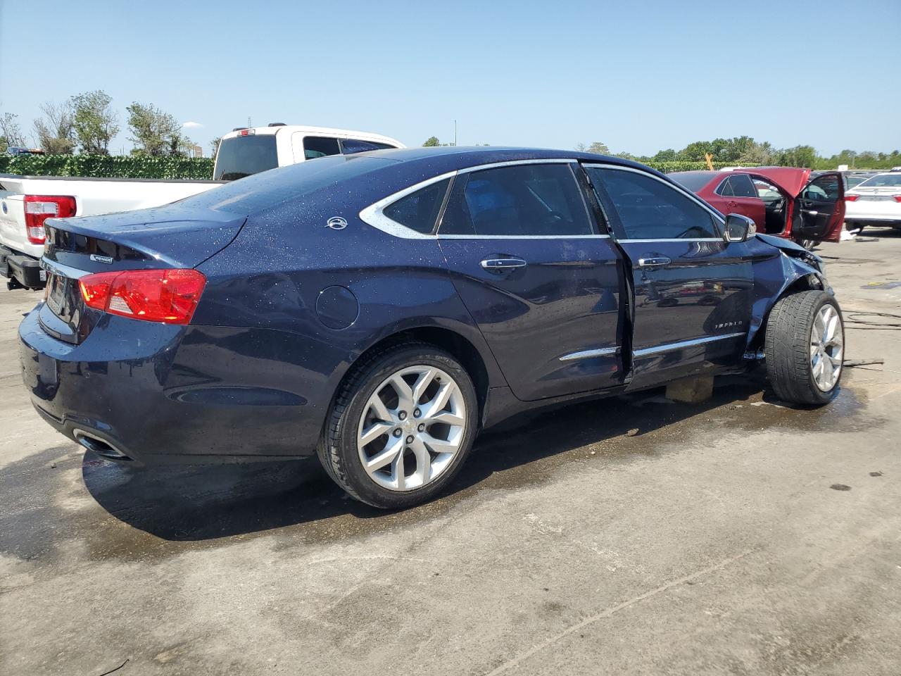 2G1125S35J9121917 2018 Chevrolet Impala Premier