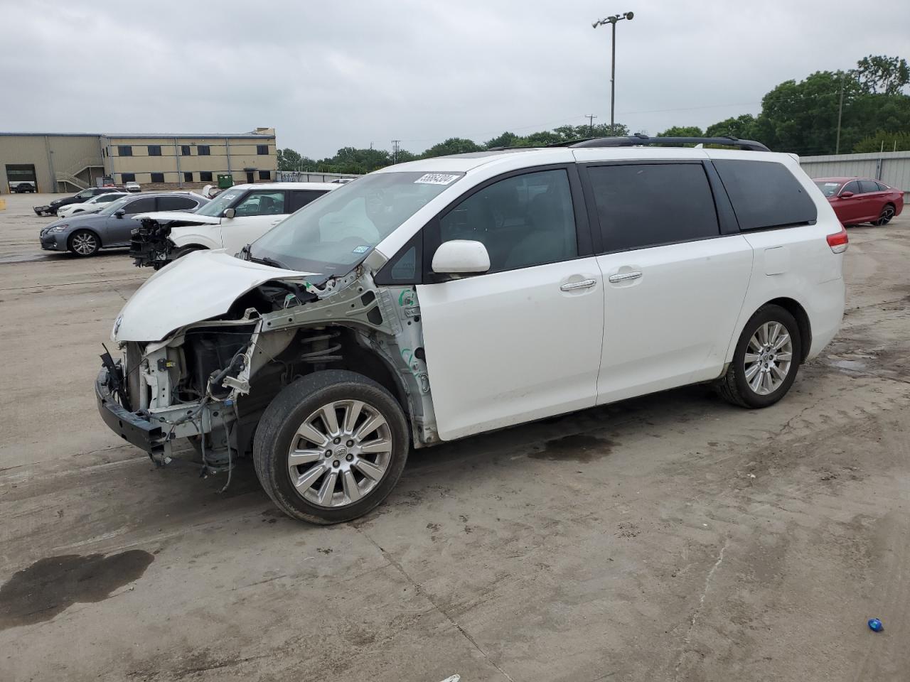 5TDYK3DC7BS078732 2011 Toyota Sienna Xle