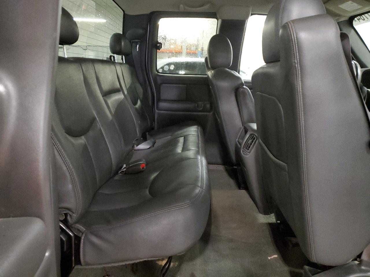 2GTEK19T941108162 2004 GMC New Sierra K1500