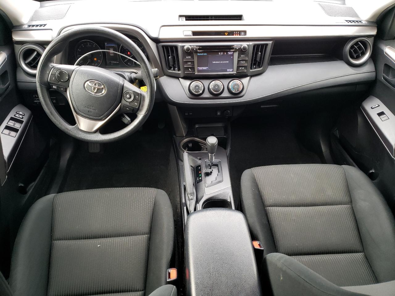 JTMBFREV5JJ732863 TOYOTA RAV4 2018