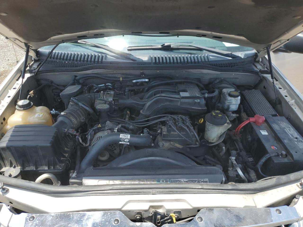 1FMZU63K35ZA18311 2005 Ford Explorer Xlt