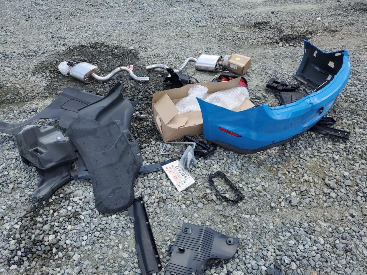 1FA6P8THN51107011 2022 Ford Mustang Ma