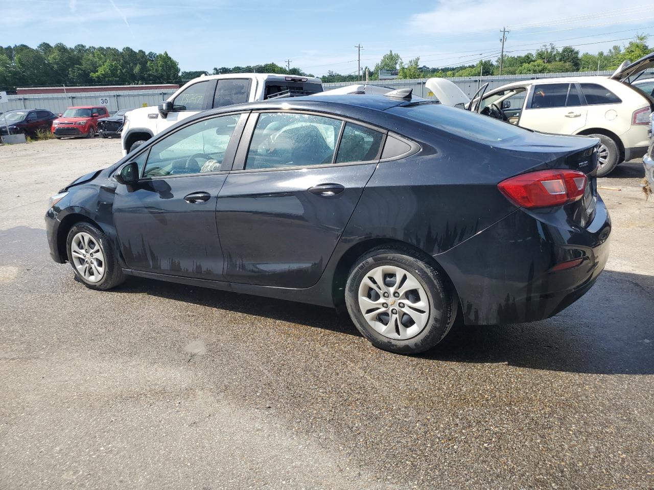 2019 Chevrolet Cruze Ls vin: 1G1BC5SM9K7149331