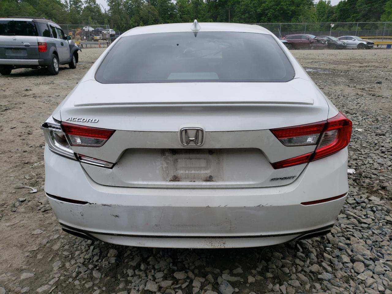 1HGCV1F30JA167882 HONDA ACCORD 2018