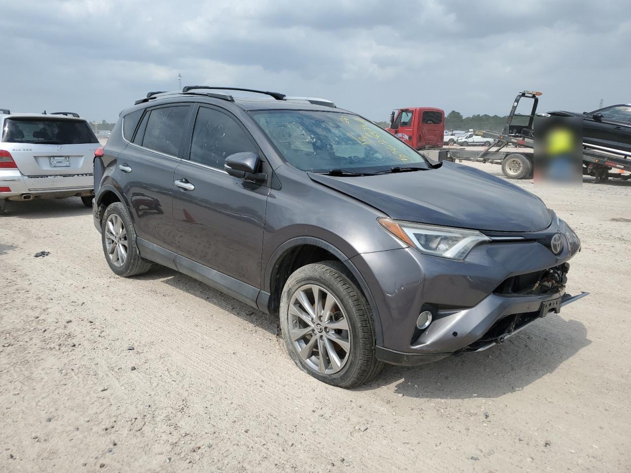 2T3YFREV3HW377293 2017 Toyota Rav4 Limited