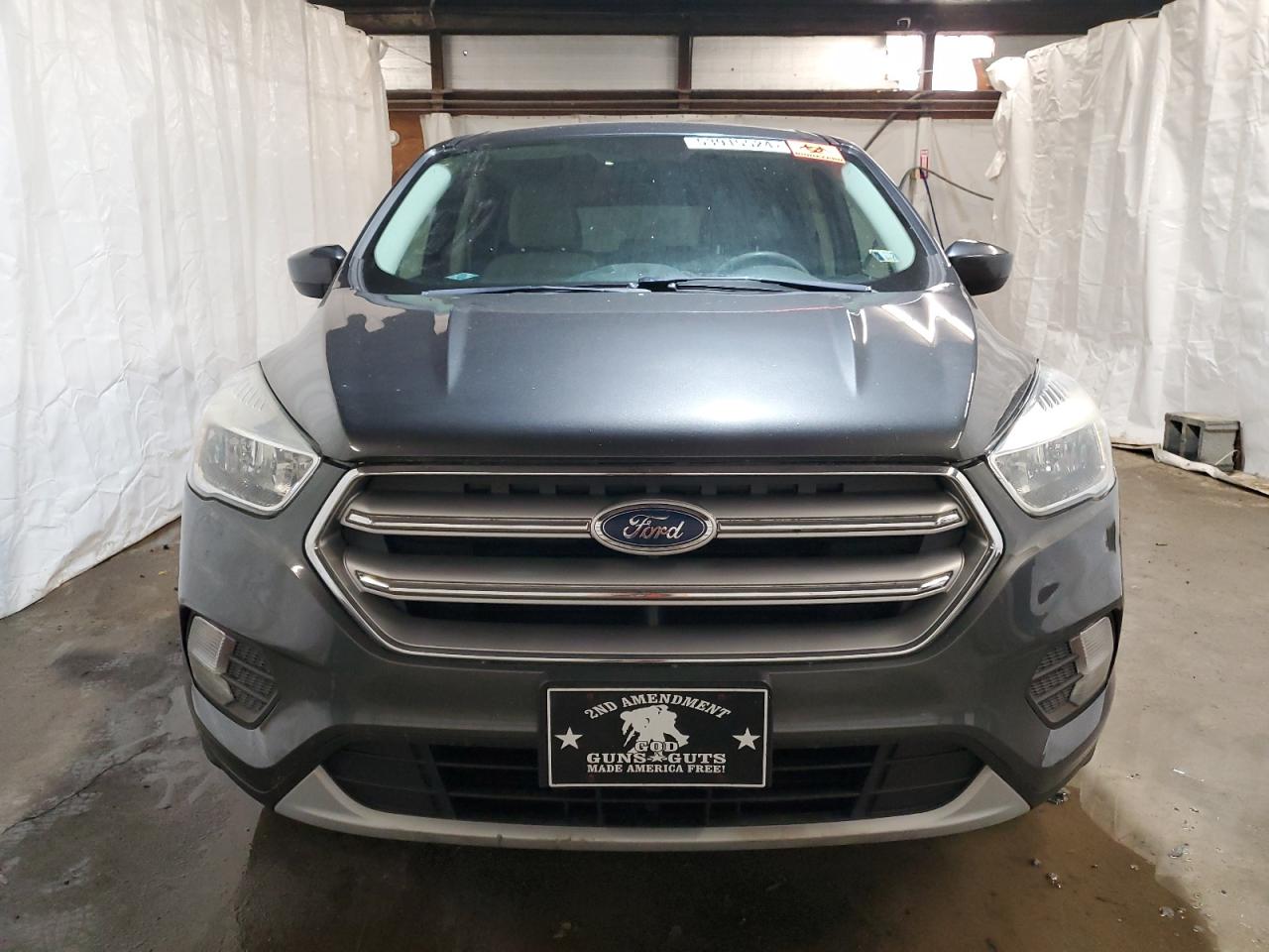 1FMCU9GD0HUA11370 2017 Ford Escape Se