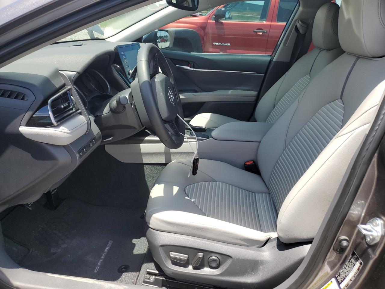 4T1T11AK6NU636157 2022 Toyota Camry Se