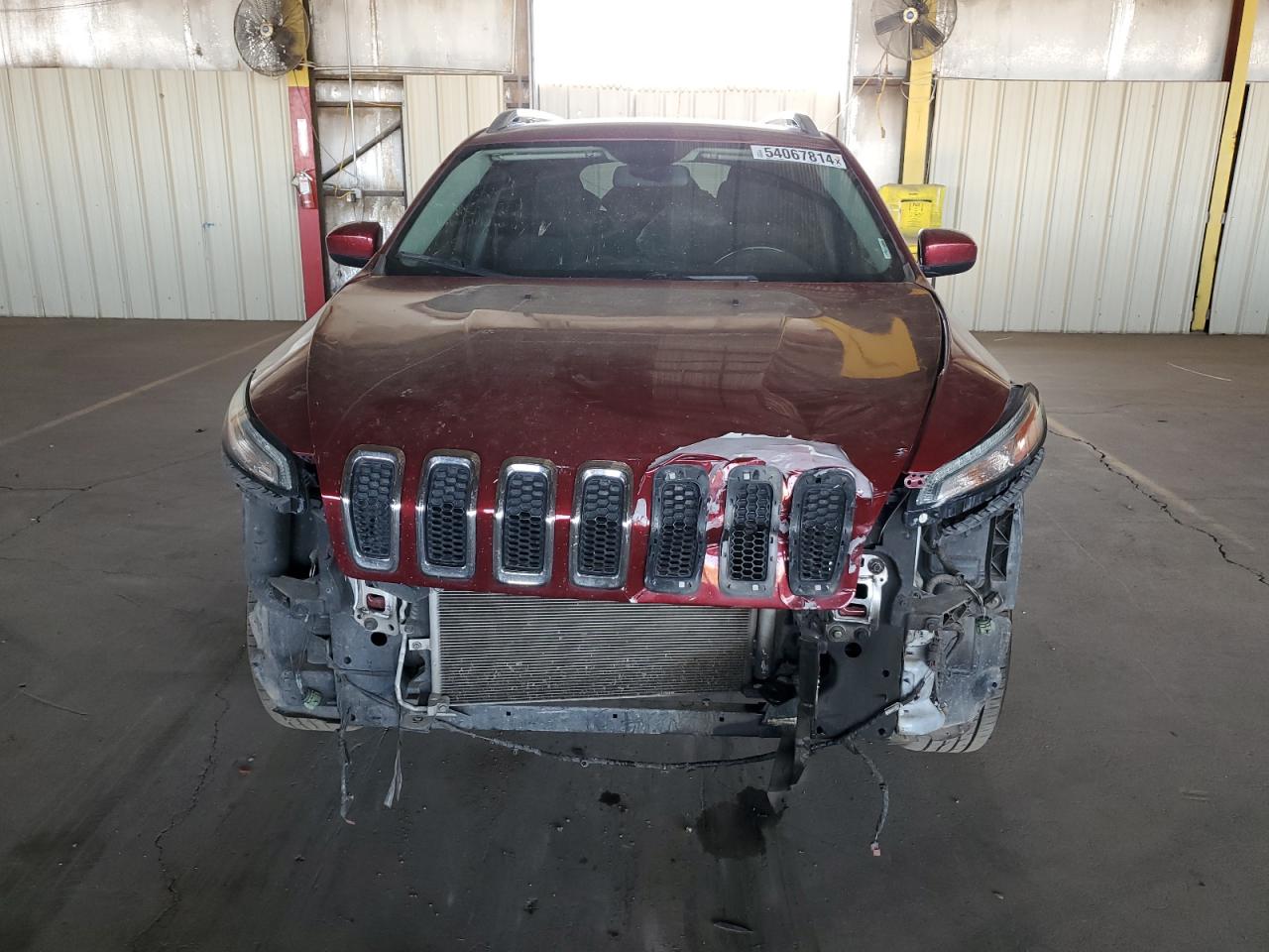 1C4PJMCS9HW590093 2017 Jeep Cherokee Latitude