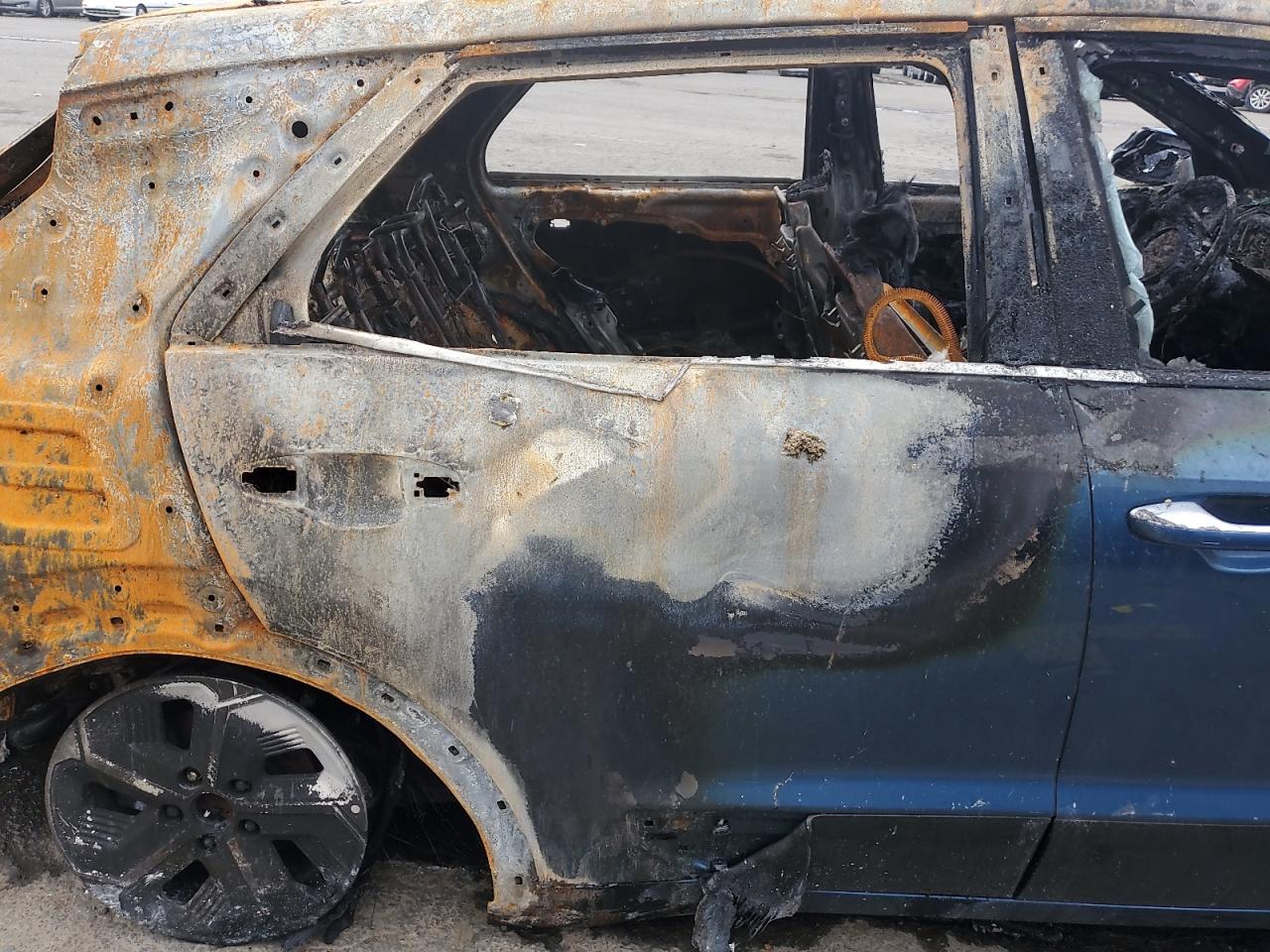 KNDCT3LE1P5098028 2023 Kia Niro Sx