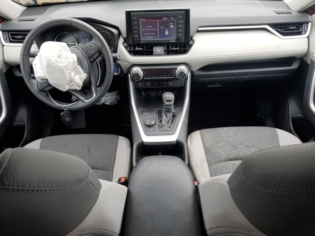 4T3RWRFV0NU056021 2022 Toyota Rav4 Xle