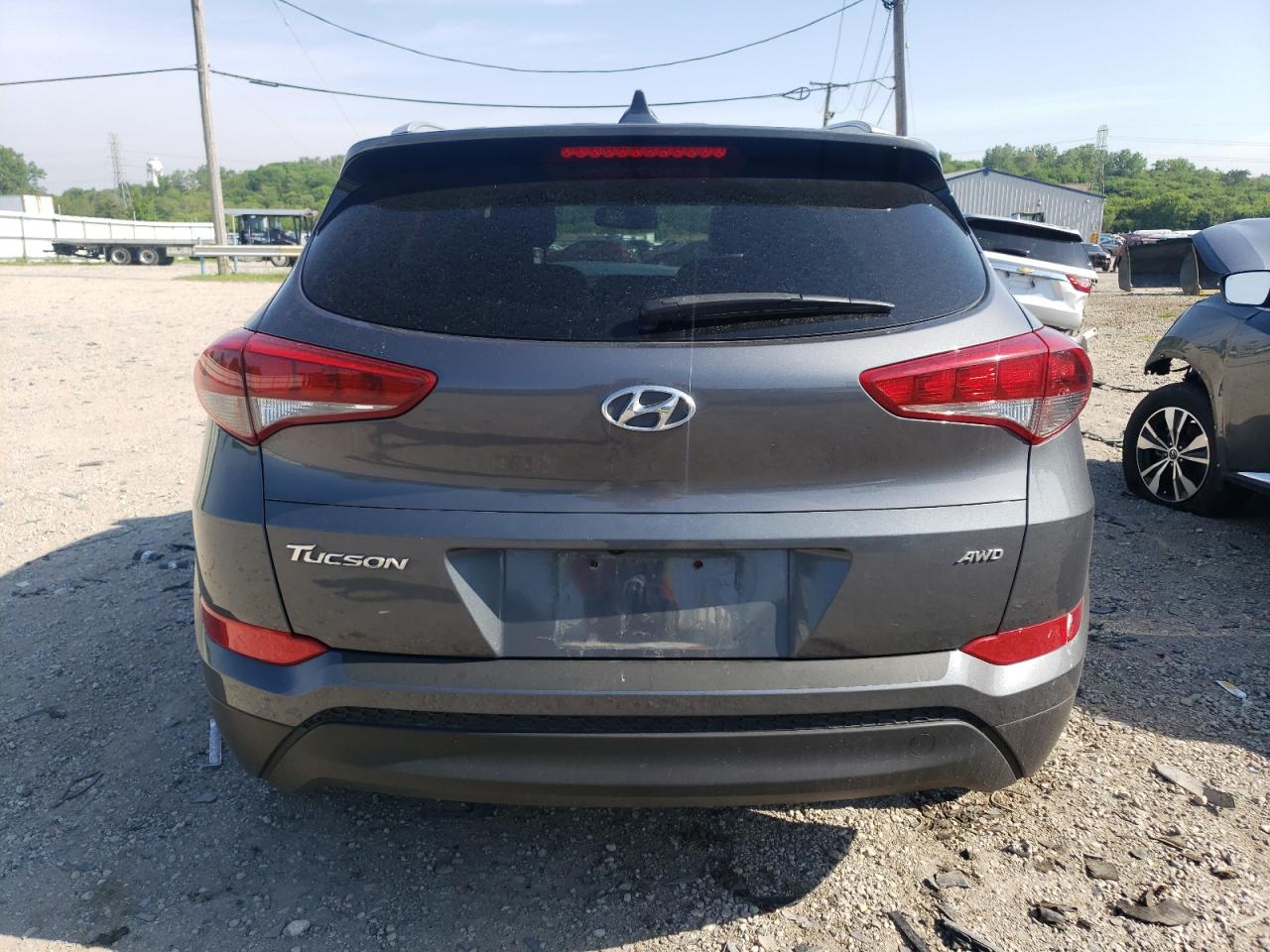 KM8J3CA4XJU619872 2018 Hyundai Tucson Sel