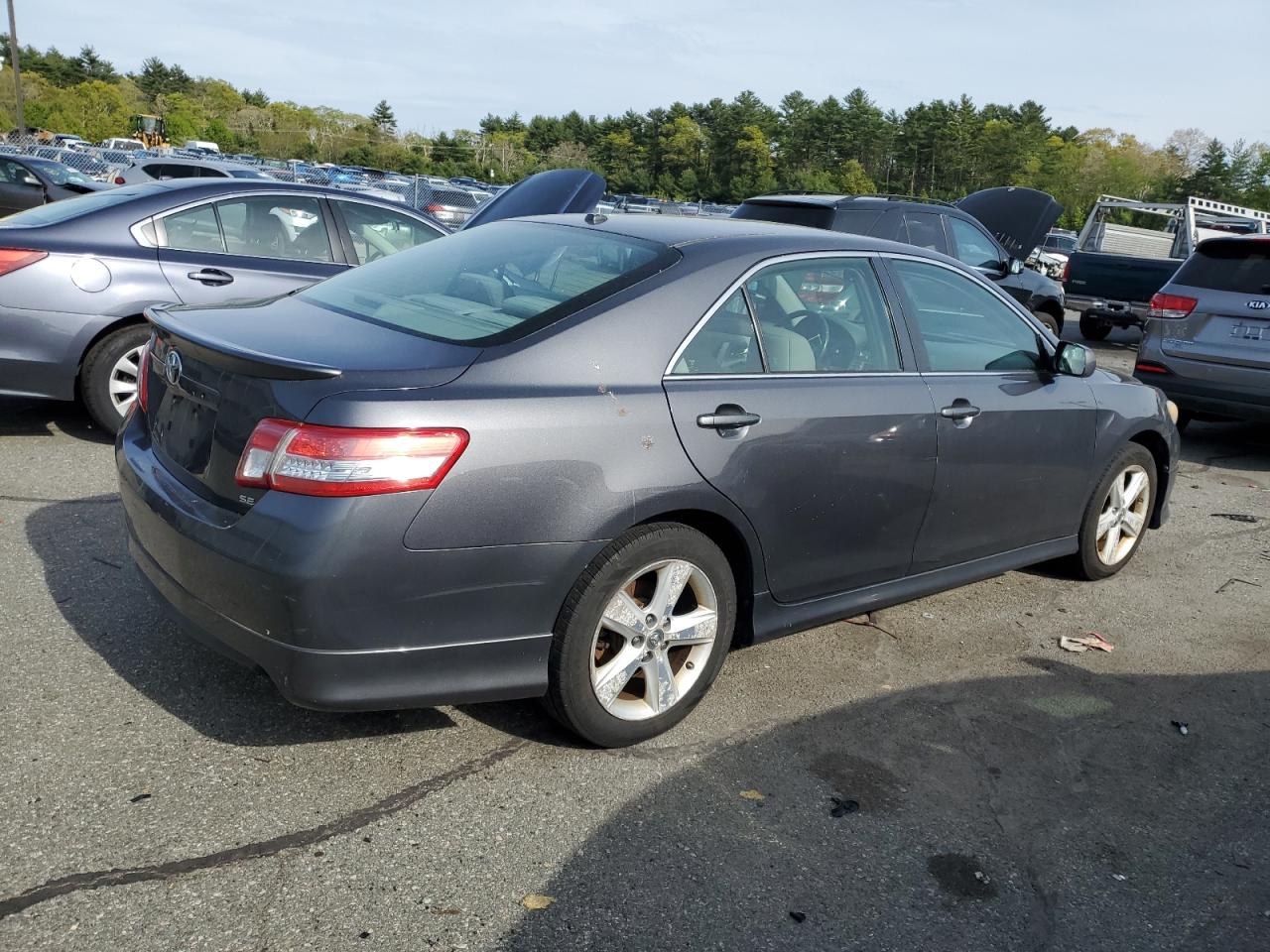 4T1BF3EK3BU214779 2011 Toyota Camry Base