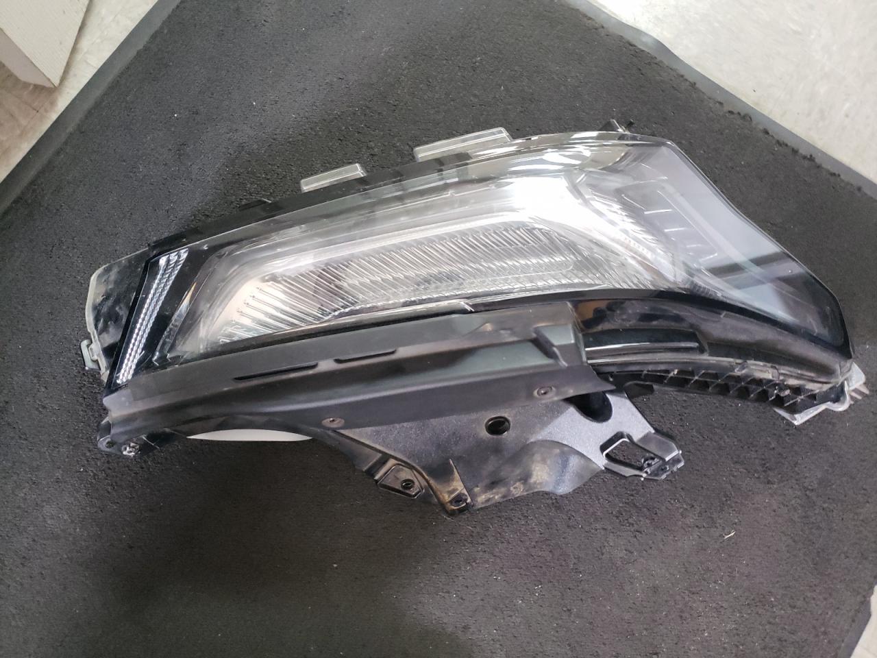 1GNERJKW8NJ118907 2022 Chevrolet Traverse Rs