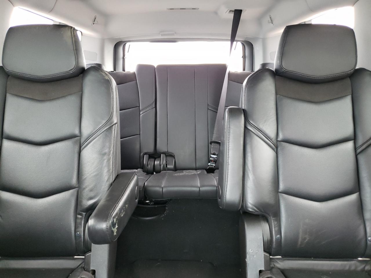 1GYS4JKJ7KR237862 2019 Cadillac Escalade Esv Premium Luxury