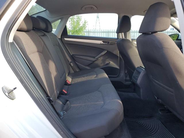 2017 Volkswagen Passat S VIN: 1VWAT7A31HC050233 Lot: 54782864