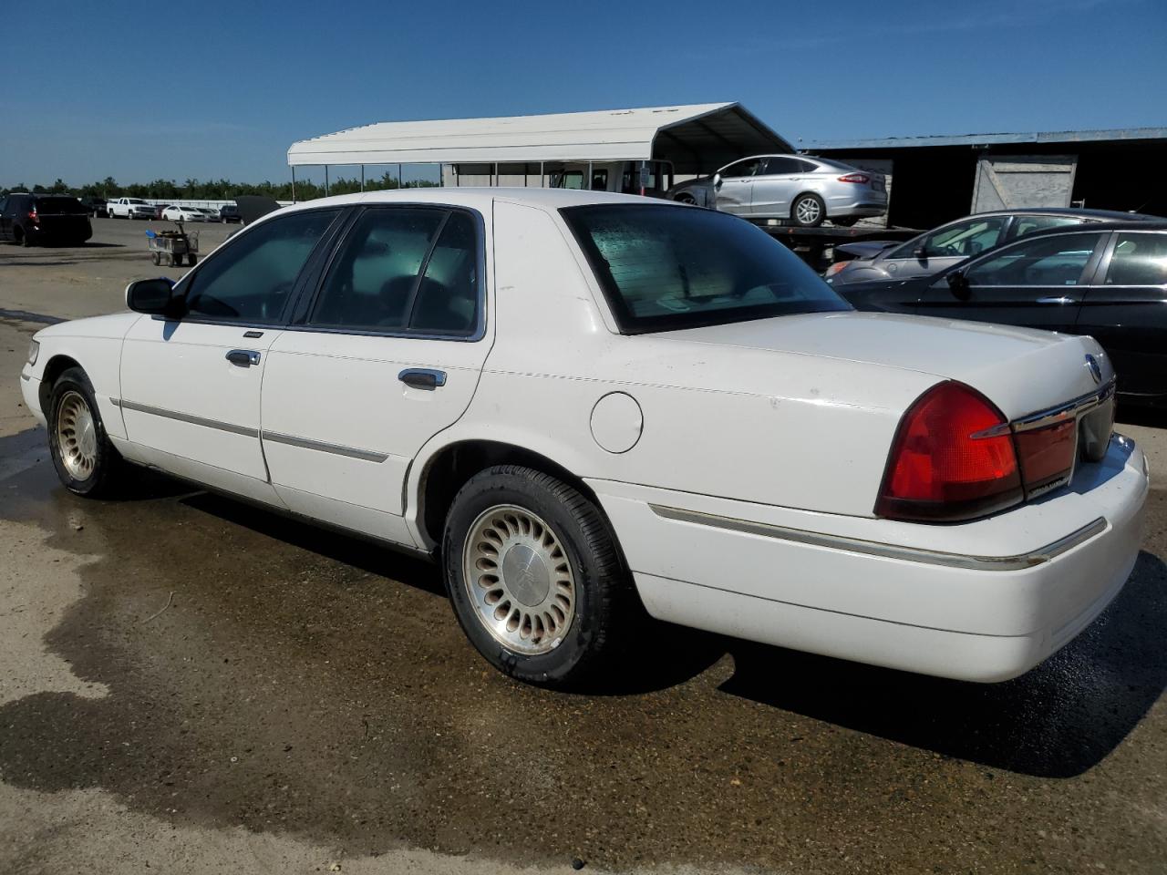 2MEFM75WXYX607510 2000 Mercury Grand Marquis Ls