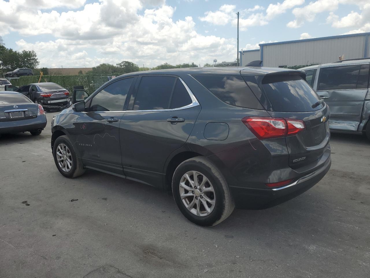 3GNAXJEV3JS511133 2018 Chevrolet Equinox Lt