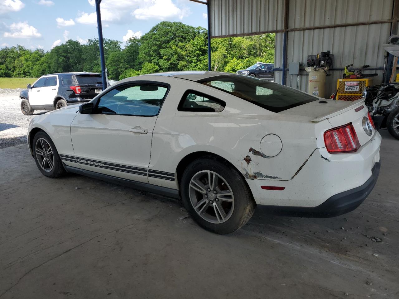 1ZVBP8AN1A5169877 2010 Ford Mustang