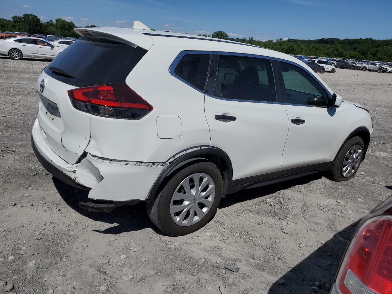KNMAT2MT8KP521215 NISSAN ROGUE 2019