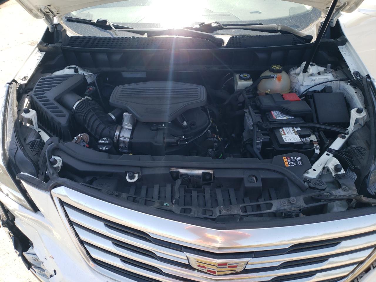 1GYKNCRS4HZ200123 2017 Cadillac Xt5 Premium Luxury