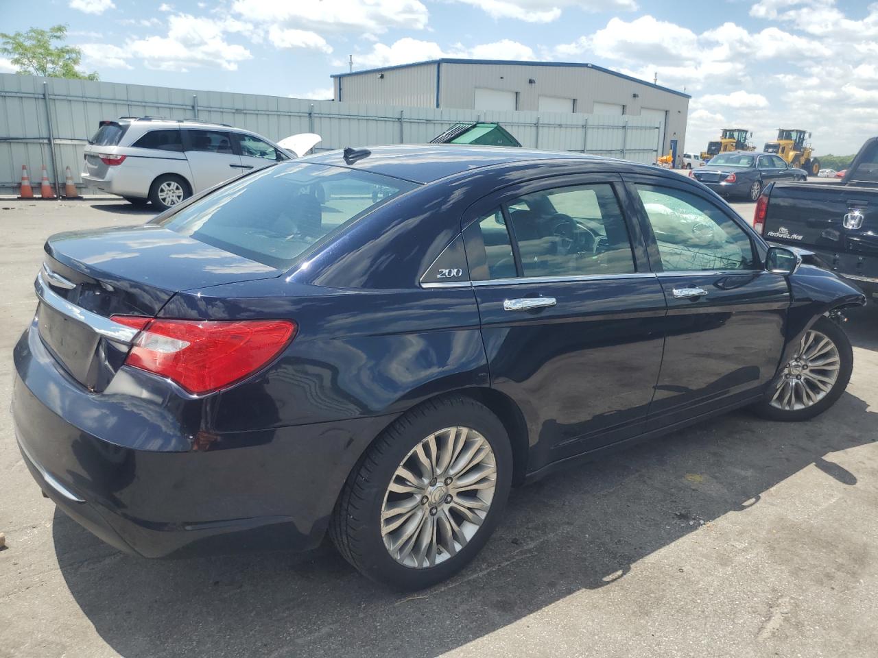 1C3BC2FB1BN533800 2011 Chrysler 200 Limited