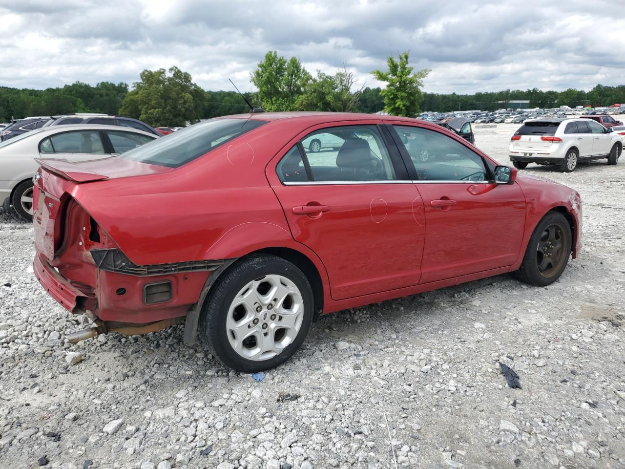 3FAHP0HA3BR340411 2011 Ford Fusion Se