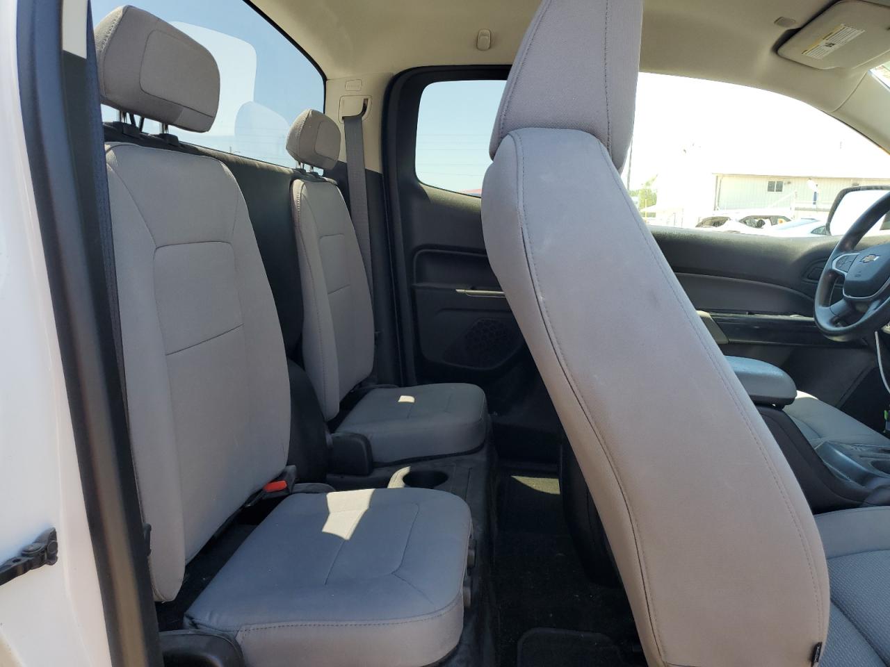 1GCHSBEA6J1207126 2018 Chevrolet Colorado