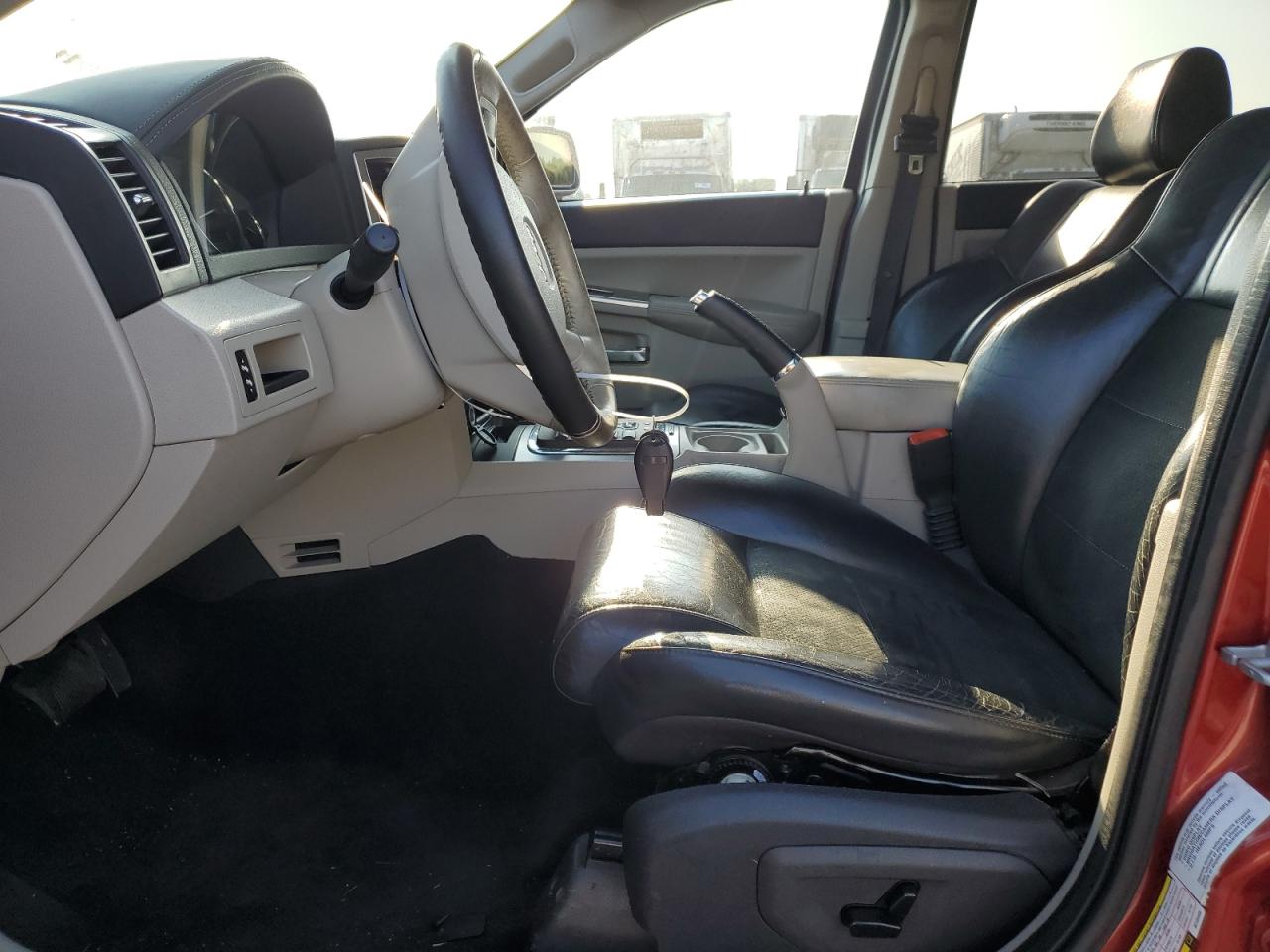 1J4RR5GT8AC134405 2010 Jeep Grand Cherokee Limited