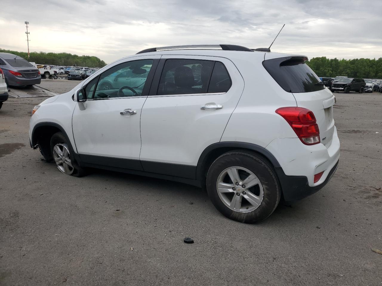 KL7CJLSB5KB959585 CHEVROLET TRAX 2019