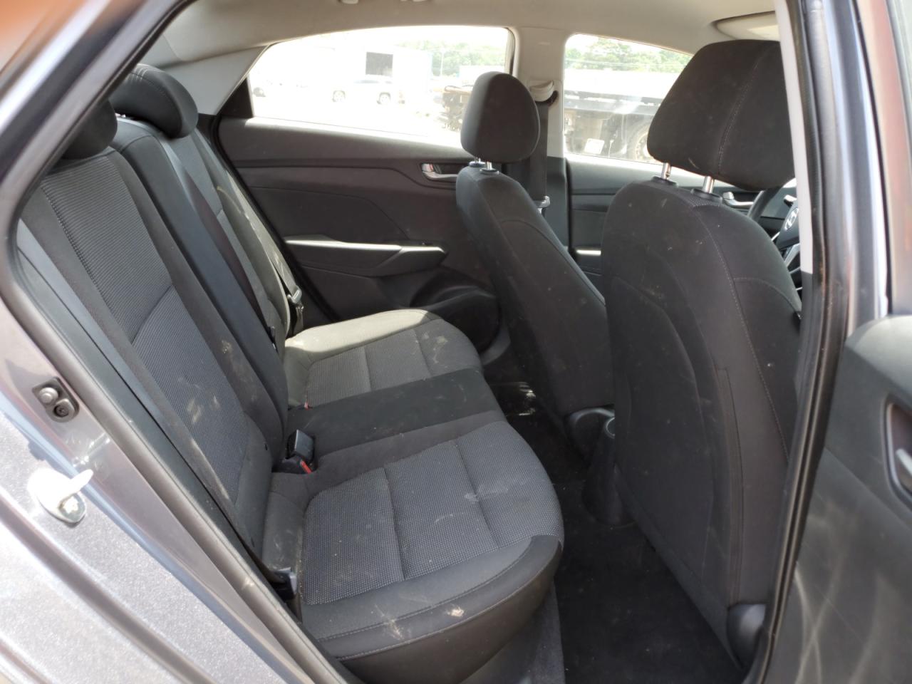 3KPC24A69LE107741 2020 Hyundai Accent Se