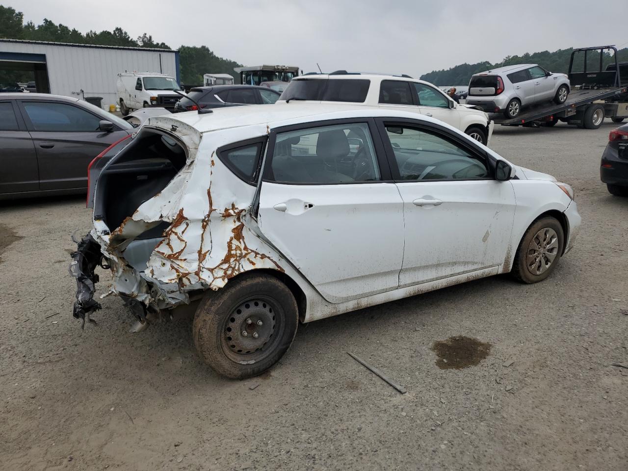 KMHCT5AE6GU255388 2016 Hyundai Accent Se