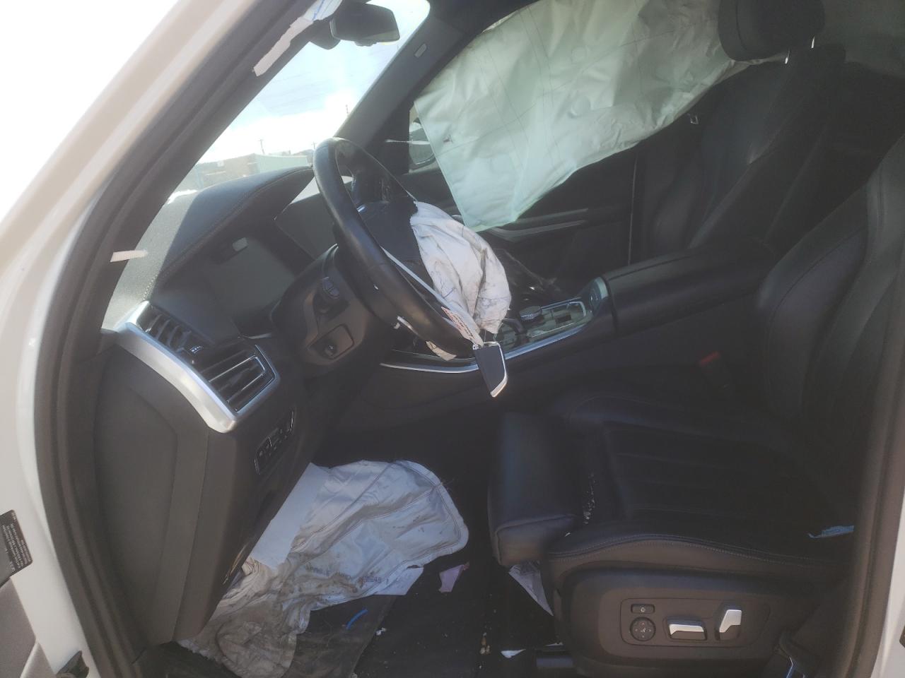 5UXCR6C00LLL75275 2020 BMW X5 xDrive40I